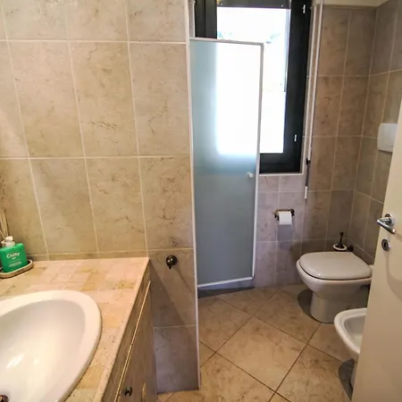 View By Interhome Apartament Baveno